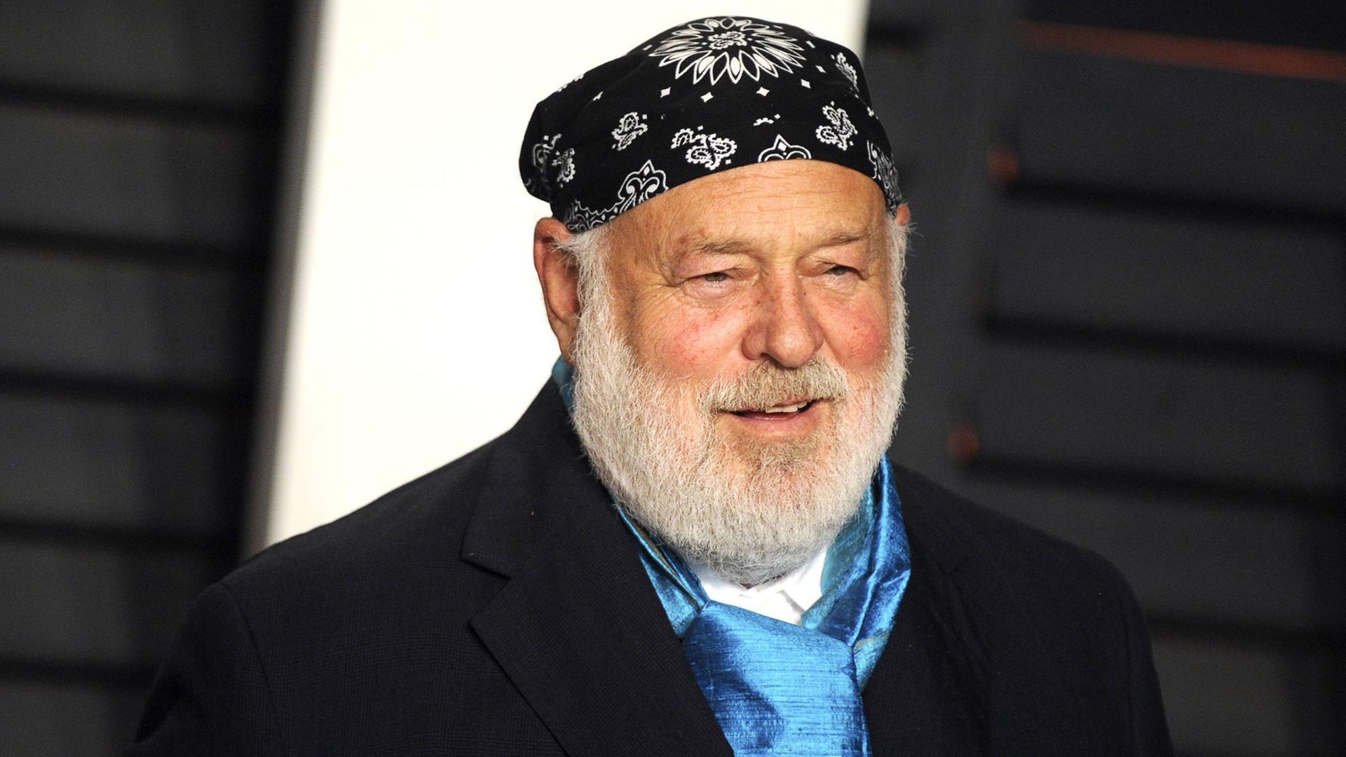 Der Fotograf Bruce Weber im Februar 2016 bei der Vanity Fair Oscar Party in Beverly Hills in Kalifornien Der Fotograf Bruce Weber im Februar 2016 bei der Vanity Fair Oscar Party in Beverly Hills in Kalifornien