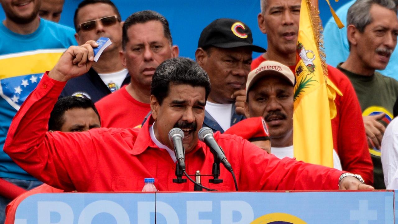 Venezuelas Präsident Maduro wirbt vor Anhängern für die Wahl einer verfassungsgebenden Versammlung Venezuelas Präsident Maduro wirbt vor Anhängern für die Wahl einer verfassungsgebenden Versammlung