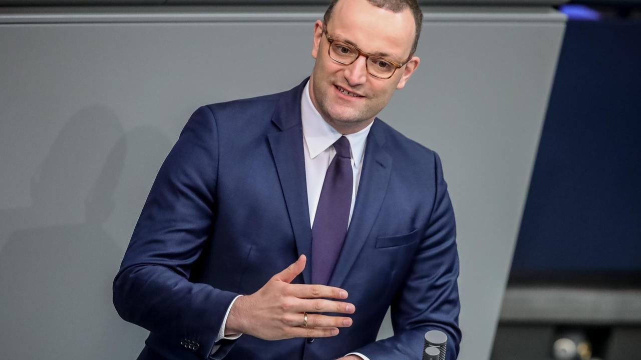 Bundesgesundheitsminister Jens Spahn (CDU) im Bundestag Bundesgesundheitsminister Jens Spahn (CDU) im Bundestag