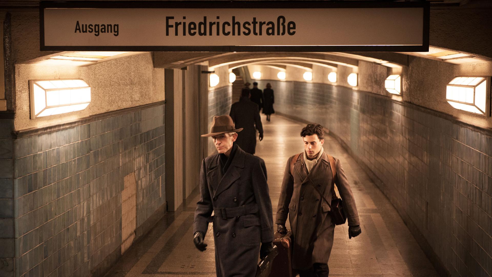 Leider liegt für dieses Bild keine Bildbeschreibung vor Leider liegt für dieses Bild keine Bildbeschreibung vor