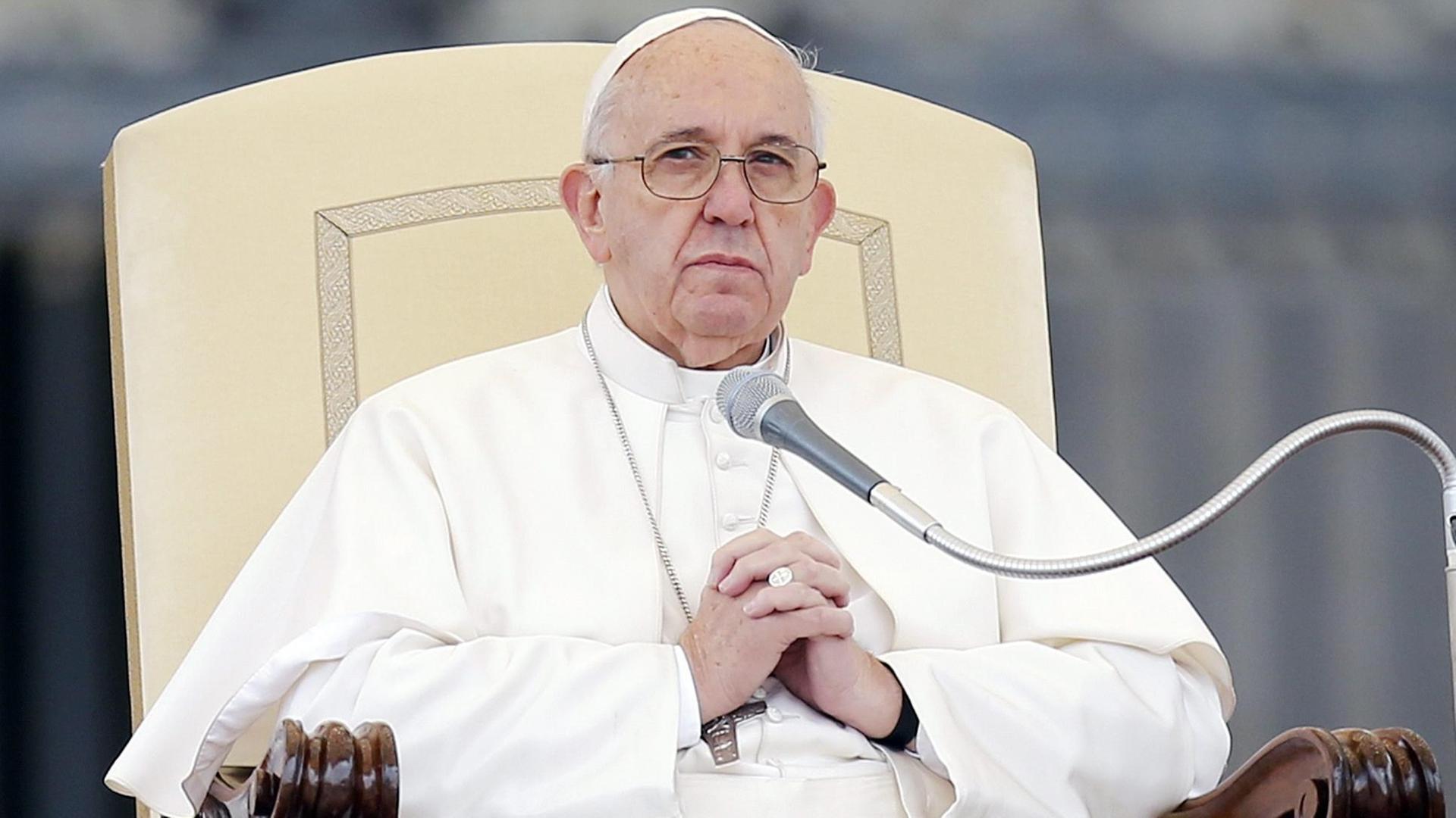 Papst Franziskus im Vatikan Papst Franziskus im Vatikan