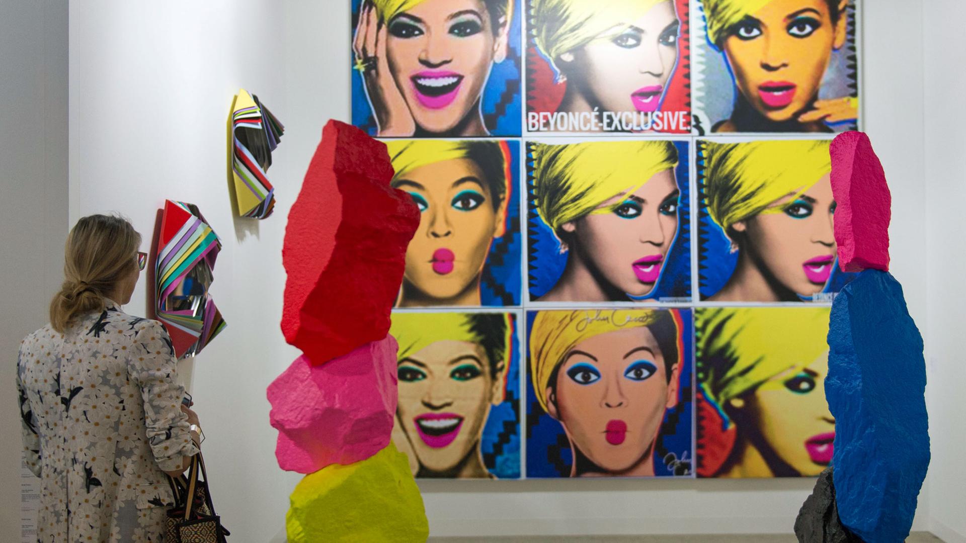 "Beyoncé" von US-Künstler Jonathan Horowitz auf der Art Basel 2015 "Beyoncé" von US-Künstler Jonathan Horowitz auf der Art Basel 2015