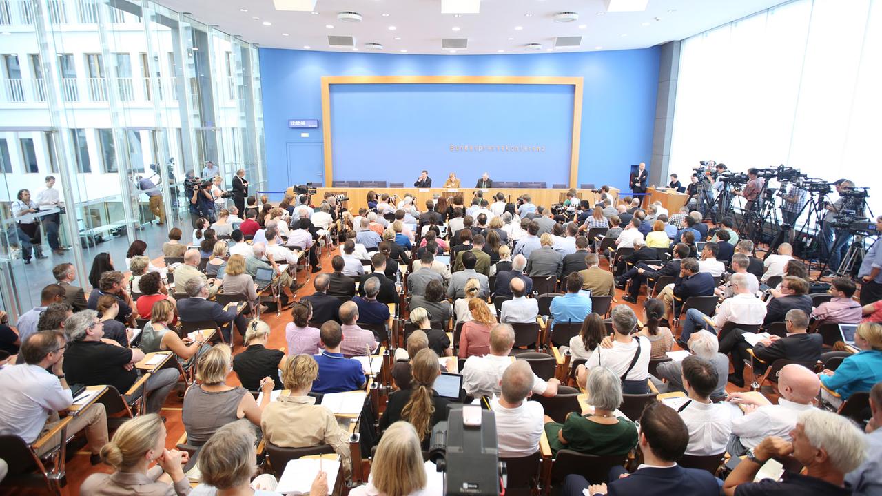 Bundespressekonferenz in Berlin mit Bundeskanzlerin Angela Merkel Bundespressekonferenz in Berlin mit Bundeskanzlerin Angela Merkel