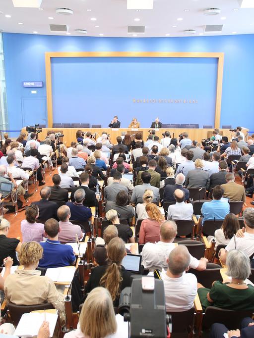 Bundespressekonferenz in Berlin mit Bundeskanzlerin Angela Merkel