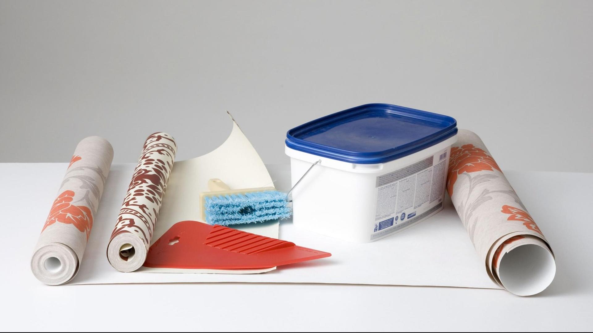 Materialien zum Tapezieren Materialien zum Tapezieren