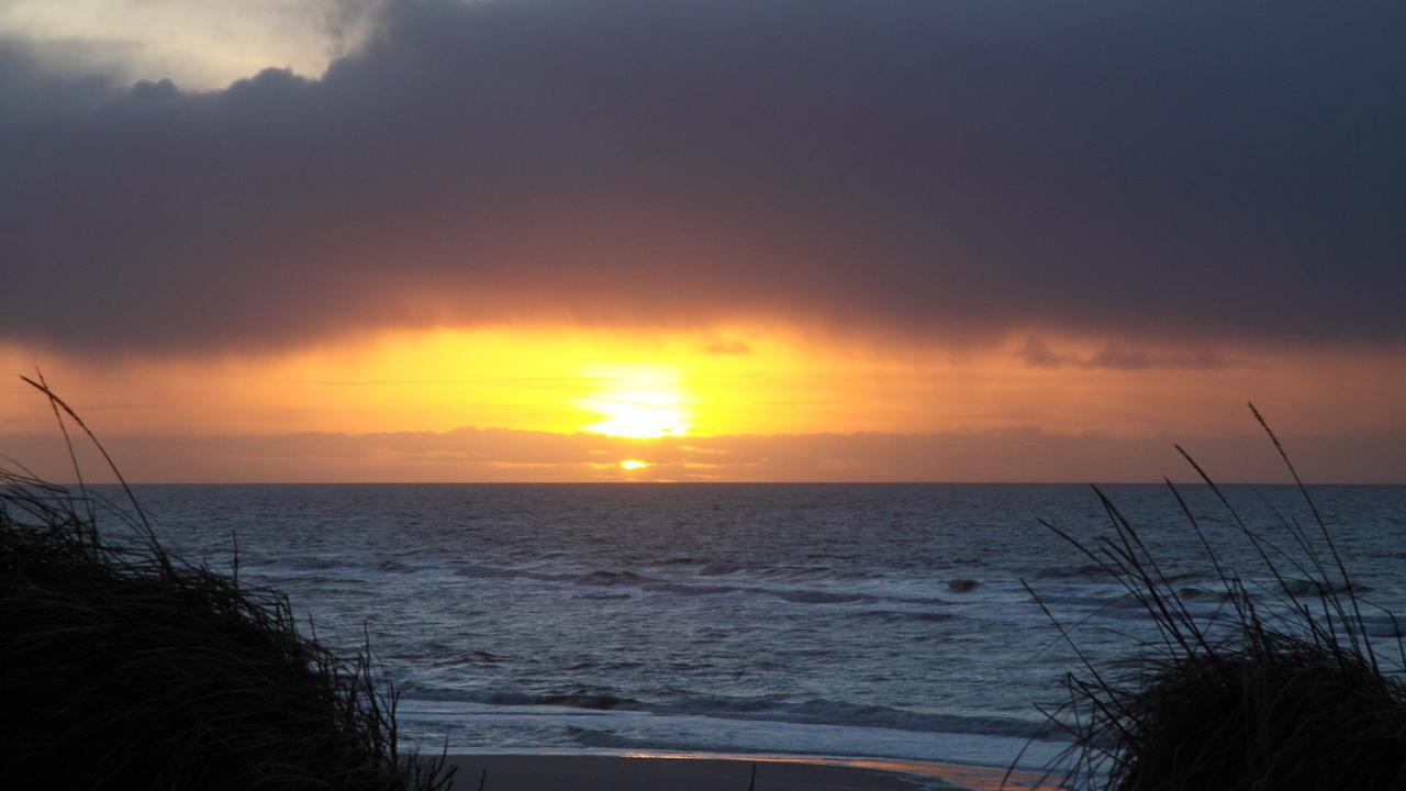 Sonnenuntergang an der Nordseeküste 