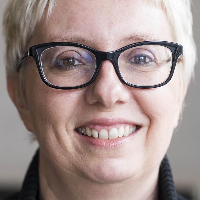 Porträt der Politikwissenschaftlerin und Journalistin Antje Schrupp
