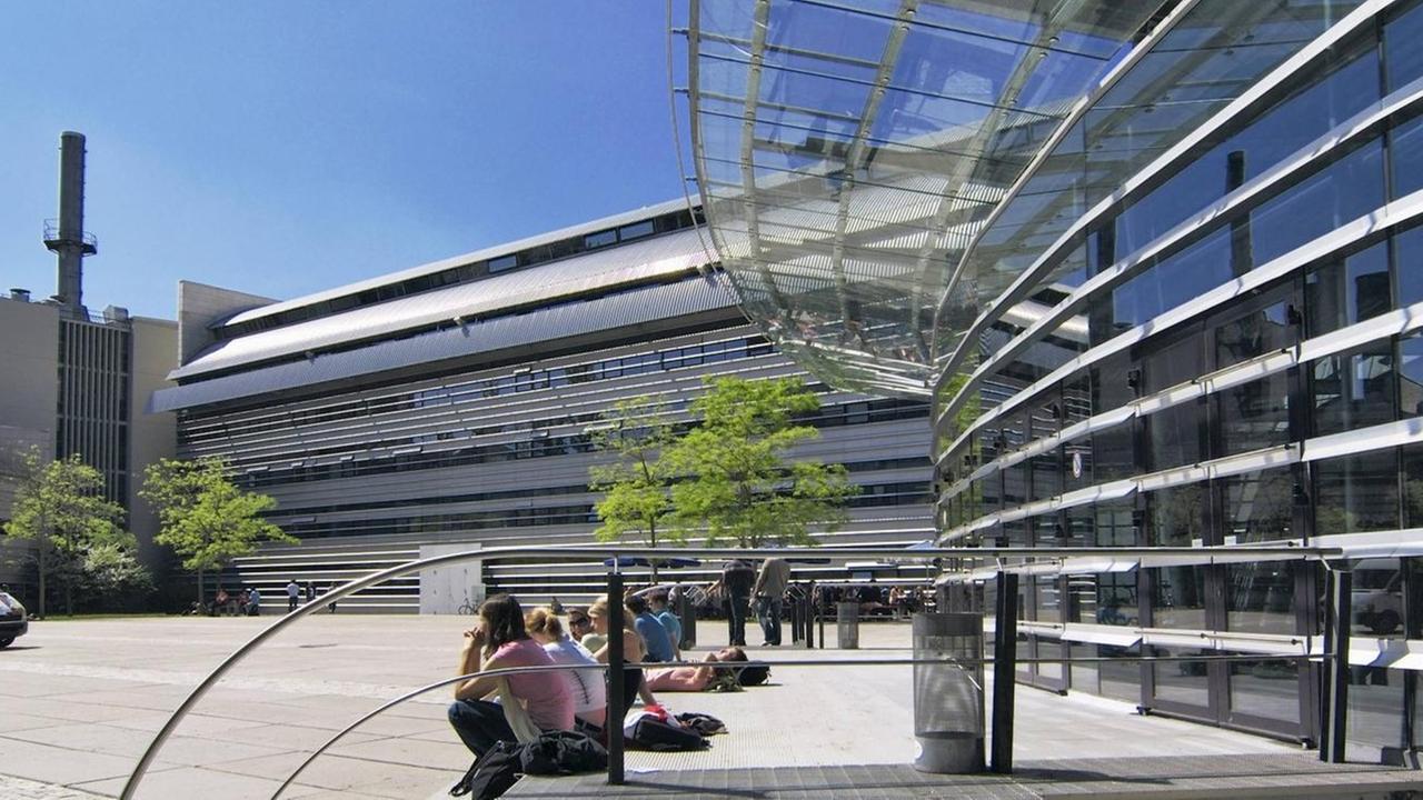 Blick auf die Technische Universität in München Blick auf die Technische Universität in München