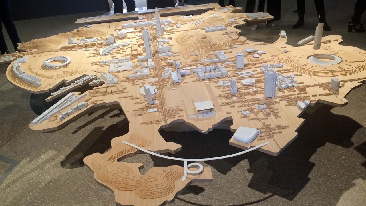 Modell von Renzo Piano in der Londoner Ausstellung Modell von Renzo Piano in der Londoner Ausstellung