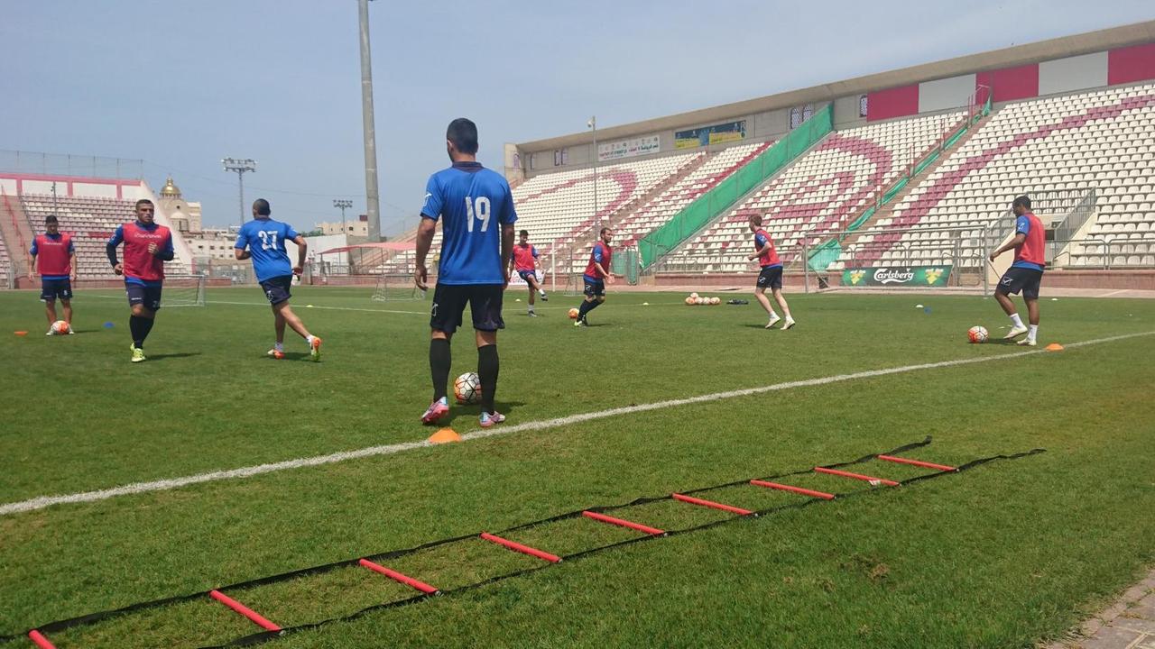 Fußballplatz: Training von jüdischen und arabischen Israelis bei Bnei Sachnin im Norden Israels.