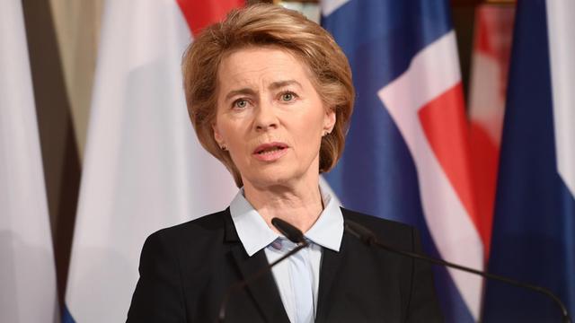 Bundesverteidigungsministerin Ursula von der Leyen (CDU) am ersten Tag der 55. Münchner Sicherheitskonferenz. Bundesverteidigungsministerin Ursula von der Leyen (CDU) am ersten Tag der 55. Münchner Sicherheitskonferenz.