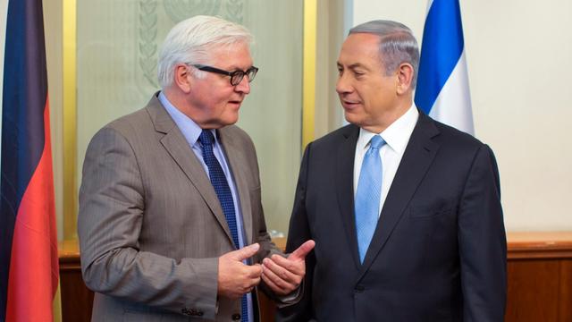 Bundesaußenminister Frank-Walter Steinmeier (SPD) trifft in Jerusalem den israelischen Ministerpräsidenten Benjamin Netanjahu