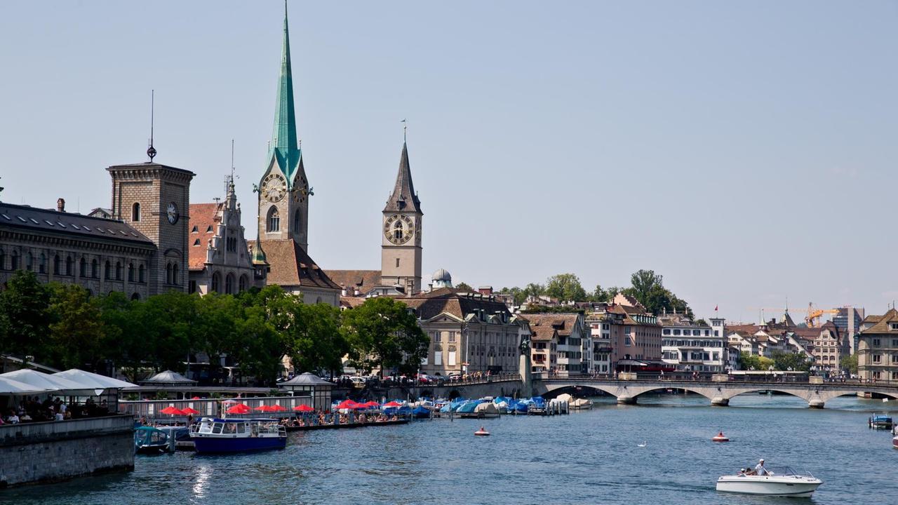 Blick auf die Altstadt von Zürich Blick auf die Altstadt von Zürich