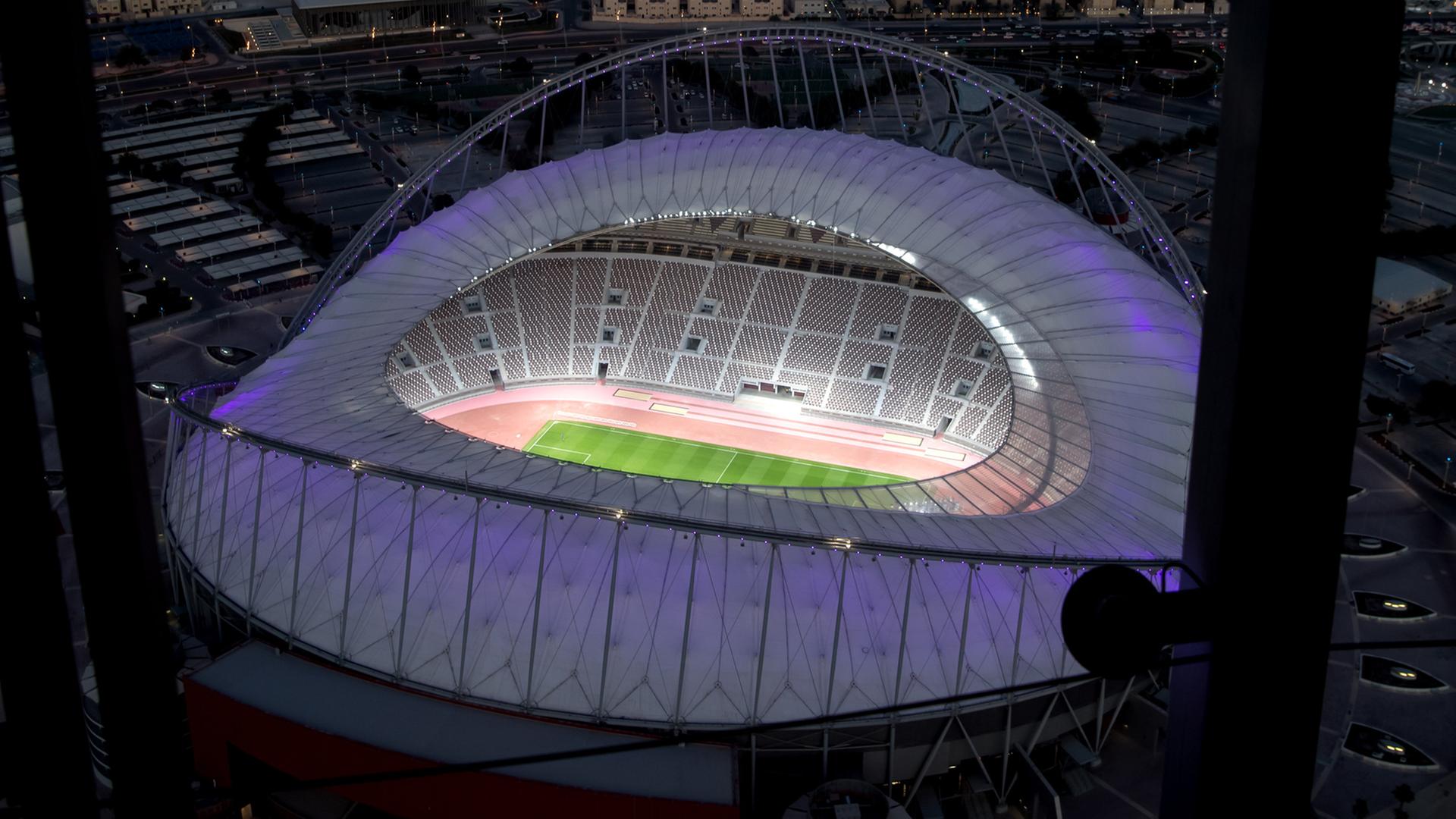 Das Khalifa International Stadium in Doha (Katar) Das Khalifa International Stadium in Doha (Katar)