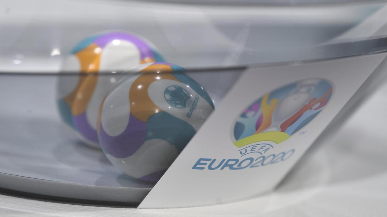 NYON,SWITZERLAND - NOVEMBER 22: A detailed view of the draw pots and balls before the UEFA EURO 2020 Play-offs Draw at UEFA Headquarters on November 22, 2019 in Nyon, Switzerland. (Photo by Alexander Scheuber - UEFA/UEFA via Getty Images)