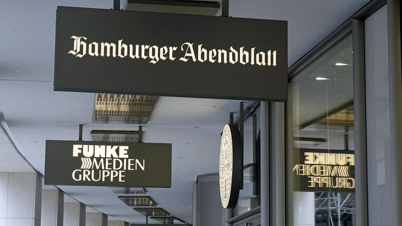Blick auf den Sitz des "Hamburger Abendblatts" am Großen Burstah in Hamburg