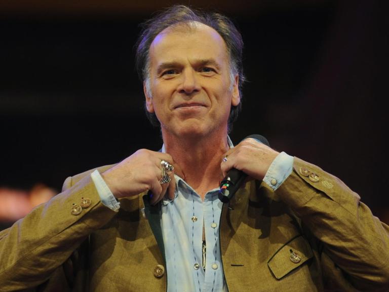 Der Schauspieler und Sänger Wolfgang Fierek