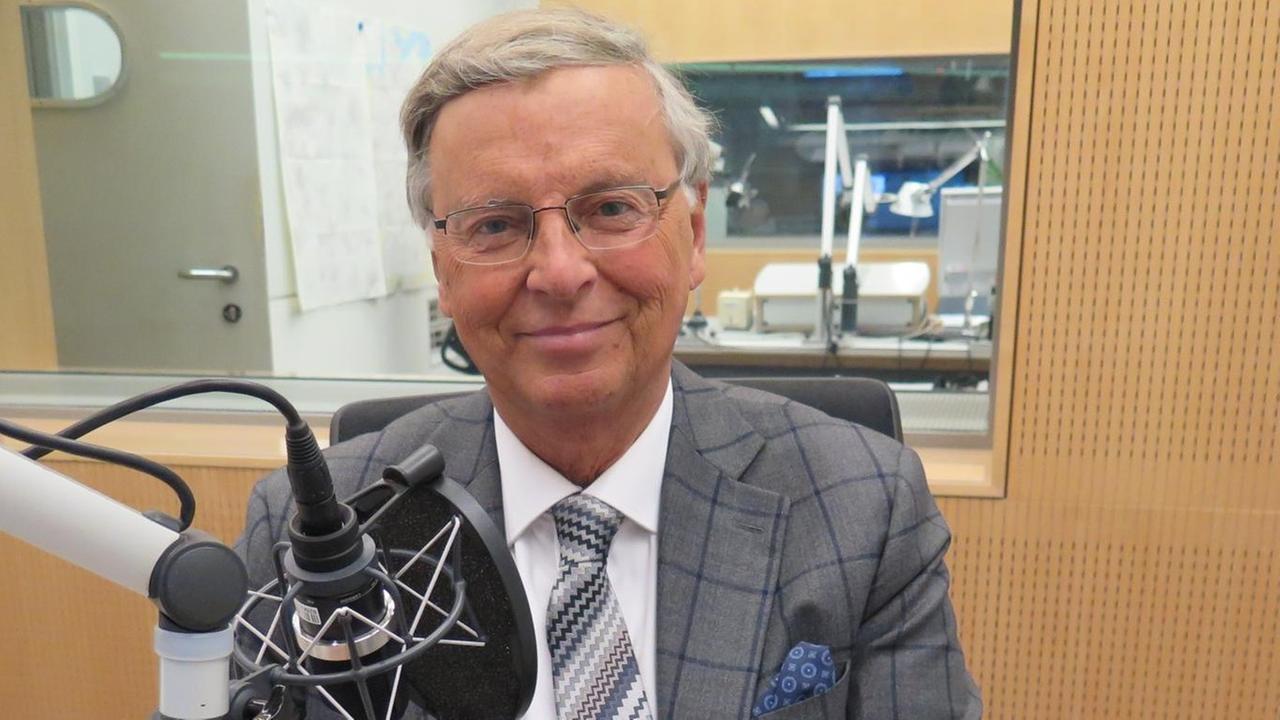 Der CDU-Politiker Wolfgang Bosbach im Deutschlandfunk-Studio Der CDU-Politiker Wolfgang Bosbach im Deutschlandfunk-Studio
