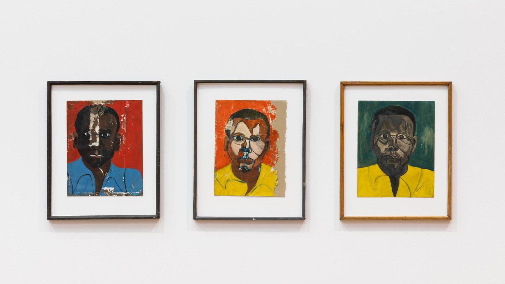Drei Portraits eines Schwarzen von Frank Walter - die Gemälde sind sich in ihrem Motiv sehr ähnlich, aber die Farbgebung im Hintergrund, bei der Kleidung und beim Gesicht des Portratierten ist jeweils sehr unterschiedlich Drei Portraits eines Schwarzen von Frank Walter - die Gemälde sind sich in ihrem Motiv sehr ähnlich, aber die Farbgebung im Hintergrund, bei der Kleidung und beim Gesicht des Portratierten ist jeweils sehr unterschiedlich