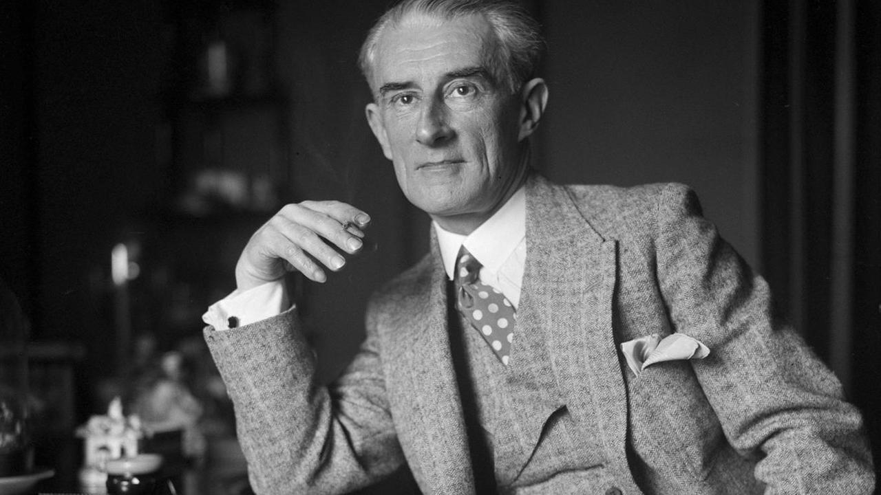 Porträt von Maurice Ravel, circa 1925. Porträt von Maurice Ravel, circa 1925.