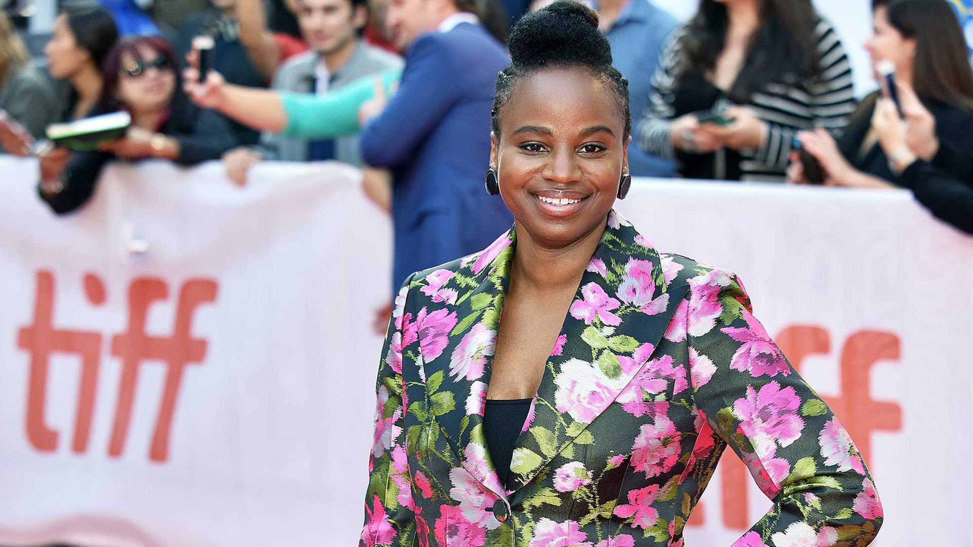 Regisseurin und Drehbuchautorin Dee Rees auf dem roten Teppich beim Toronto International Film Festival 2017, beo dem ihr Film "Mudbound" gezeigt wurde. Regisseurin und Drehbuchautorin Dee Rees auf dem roten Teppich beim Toronto International Film Festival 2017, beo dem ihr Film "Mudbound" gezeigt wurde.