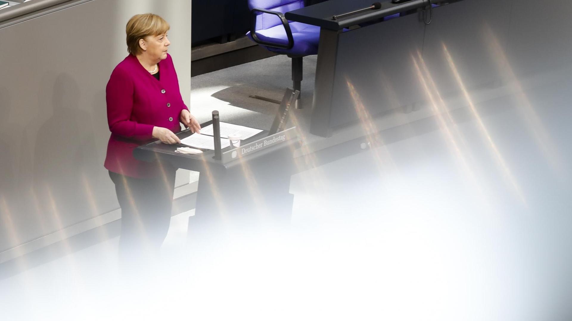 Publizist Christoph Schwennicke - "Angela Merkel ist im Prinzip ohnmächtig"