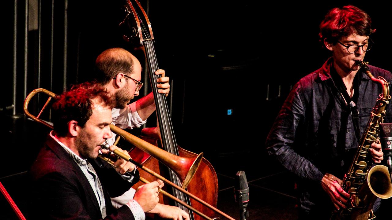 "Un Poco Loco" live beim "Jazzdor"-Festival in Berlin "Un Poco Loco" live beim "Jazzdor"-Festival in Berlin