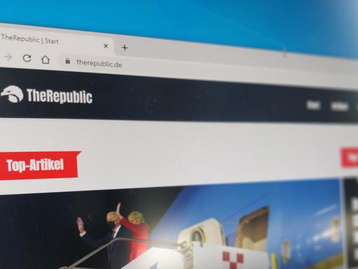 Die Website von "The Republic" ist am 01.11.2021 in einem Browserfesnser geöffnet, abfotografiert von einem Bildschirm