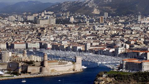 Blick auf die französische Hafenstadt Marseille
