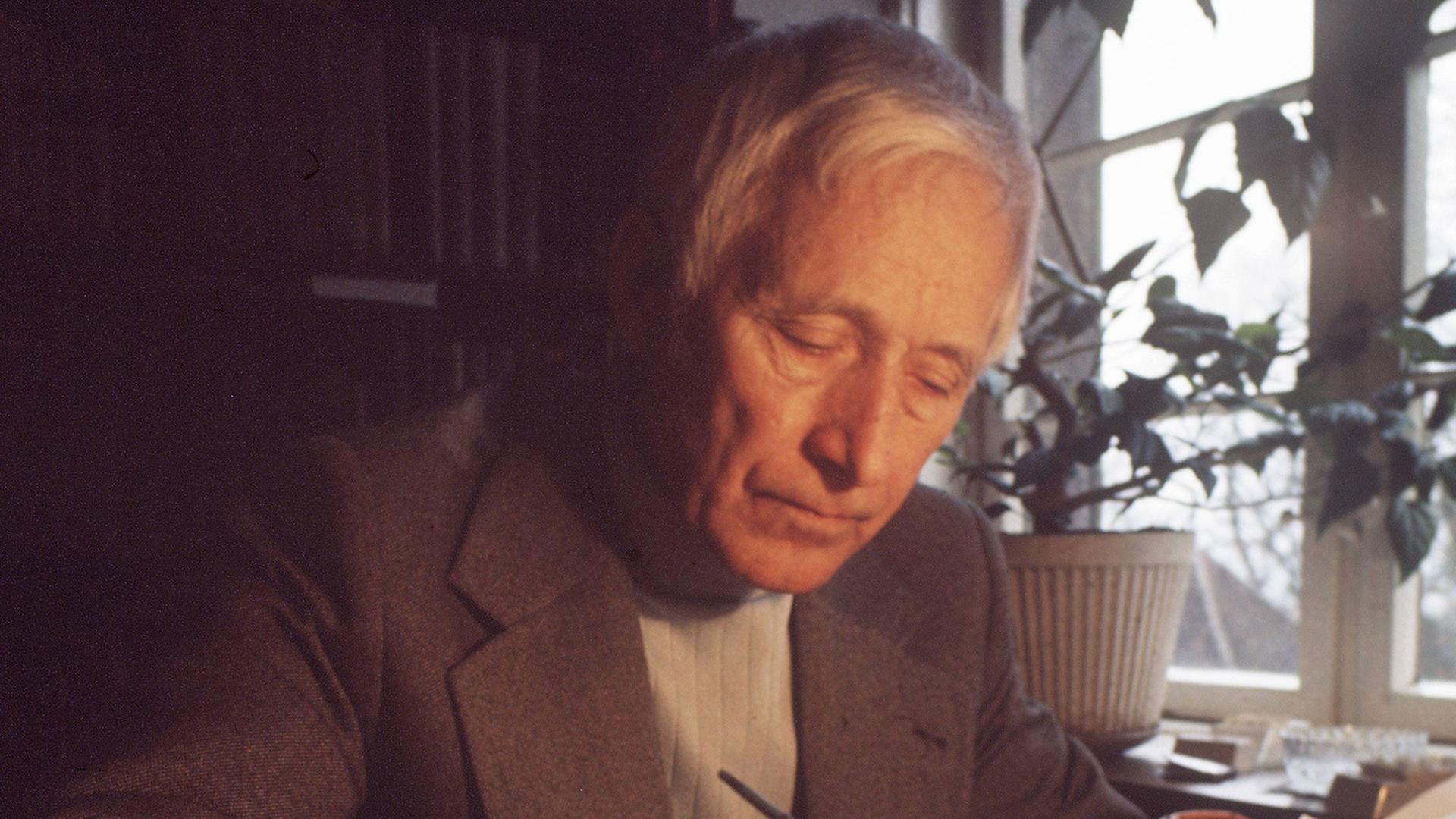 Schriftsteller Ernst Jünger Schriftsteller Ernst Jünger
