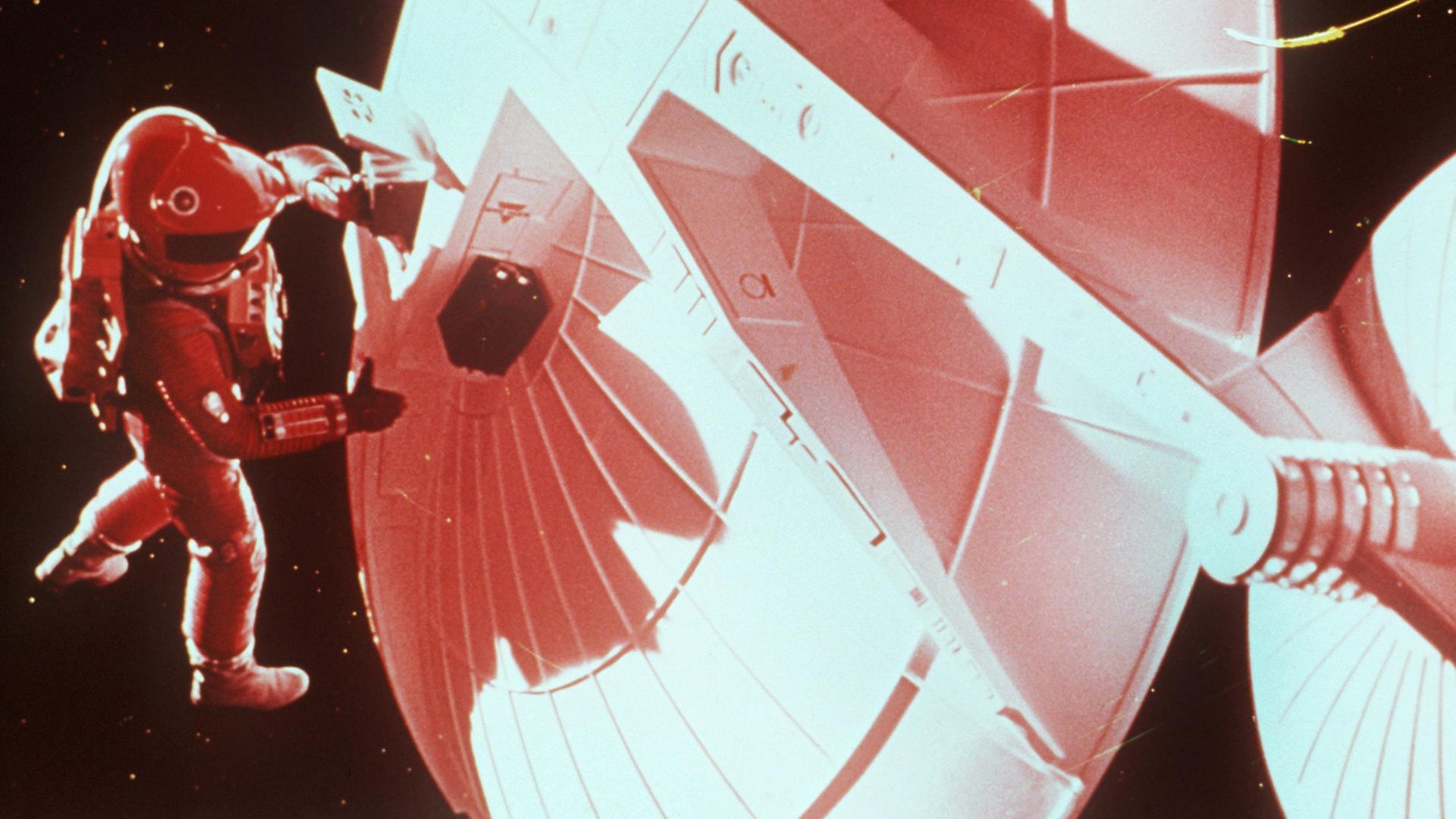 Szene aus dem Science-Fiction Kultfilm "2001 - Odyssee im Weltraum" von Stanley Kubrick Szene aus dem Science-Fiction Kultfilm "2001 - Odyssee im Weltraum" von Stanley Kubrick