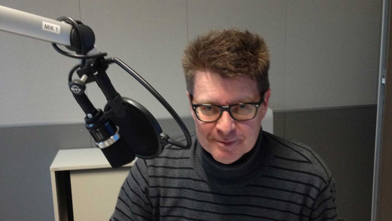 Dietmar Post, Regisseur der Fernsehdokumentation "Deutsche Pop-Zustände – Eine Geschichte rechter Musik" (3sat) zu Gast bei Deutschlandradio Kultur. Dietmar Post, Regisseur der Fernsehdokumentation "Deutsche Pop-Zustände – Eine Geschichte rechter Musik" (3sat) zu Gast bei Deutschlandradio Kultur.