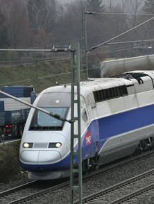 Ein solcher TGV soll demnächst den Verkehr zwischen Frankreich und Deutschland aufnehmen.