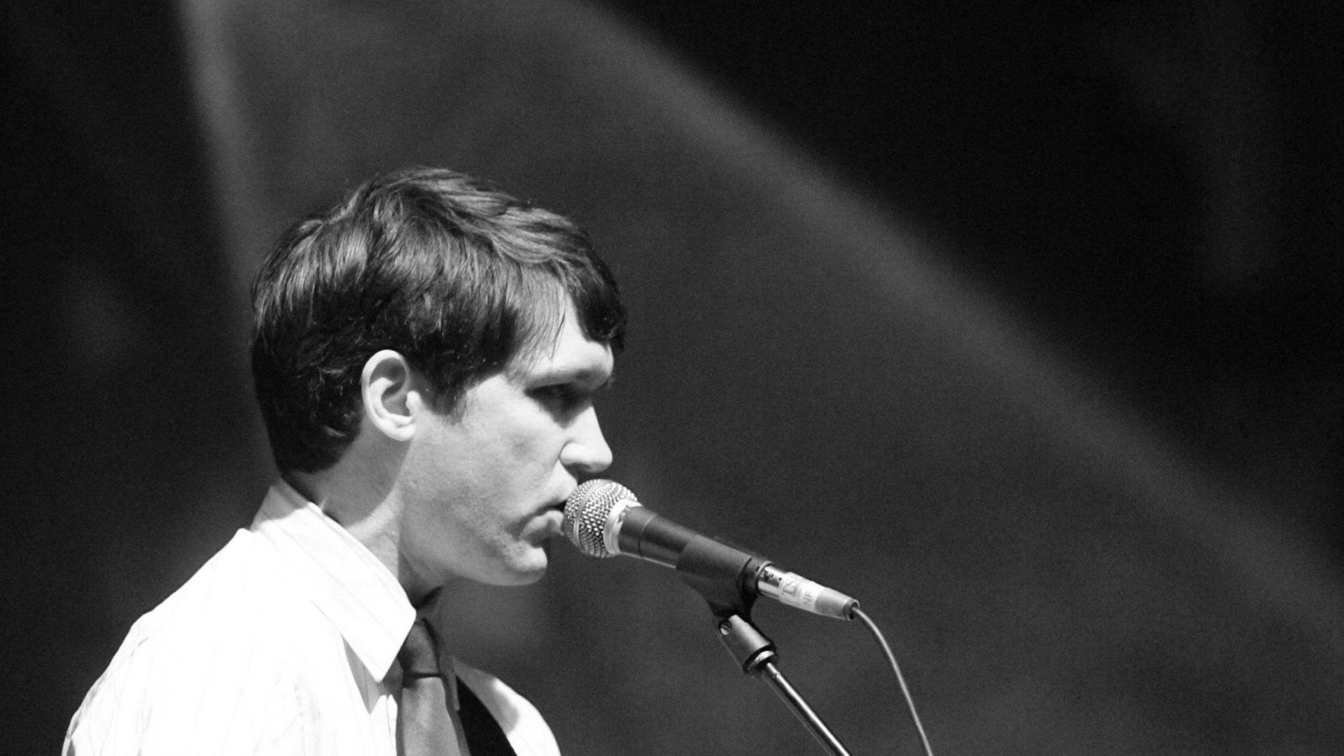 Der Songwriter Tim Kasher während einer MTV-Show in Berlin Der Songwriter Tim Kasher während einer MTV-Show in Berlin