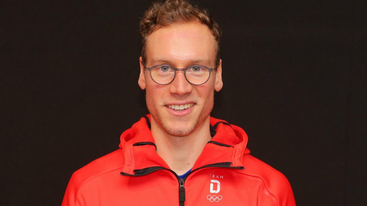 Moritz Geisreiter lächelt in die Kamera. Moritz Geisreiter lächelt in die Kamera.