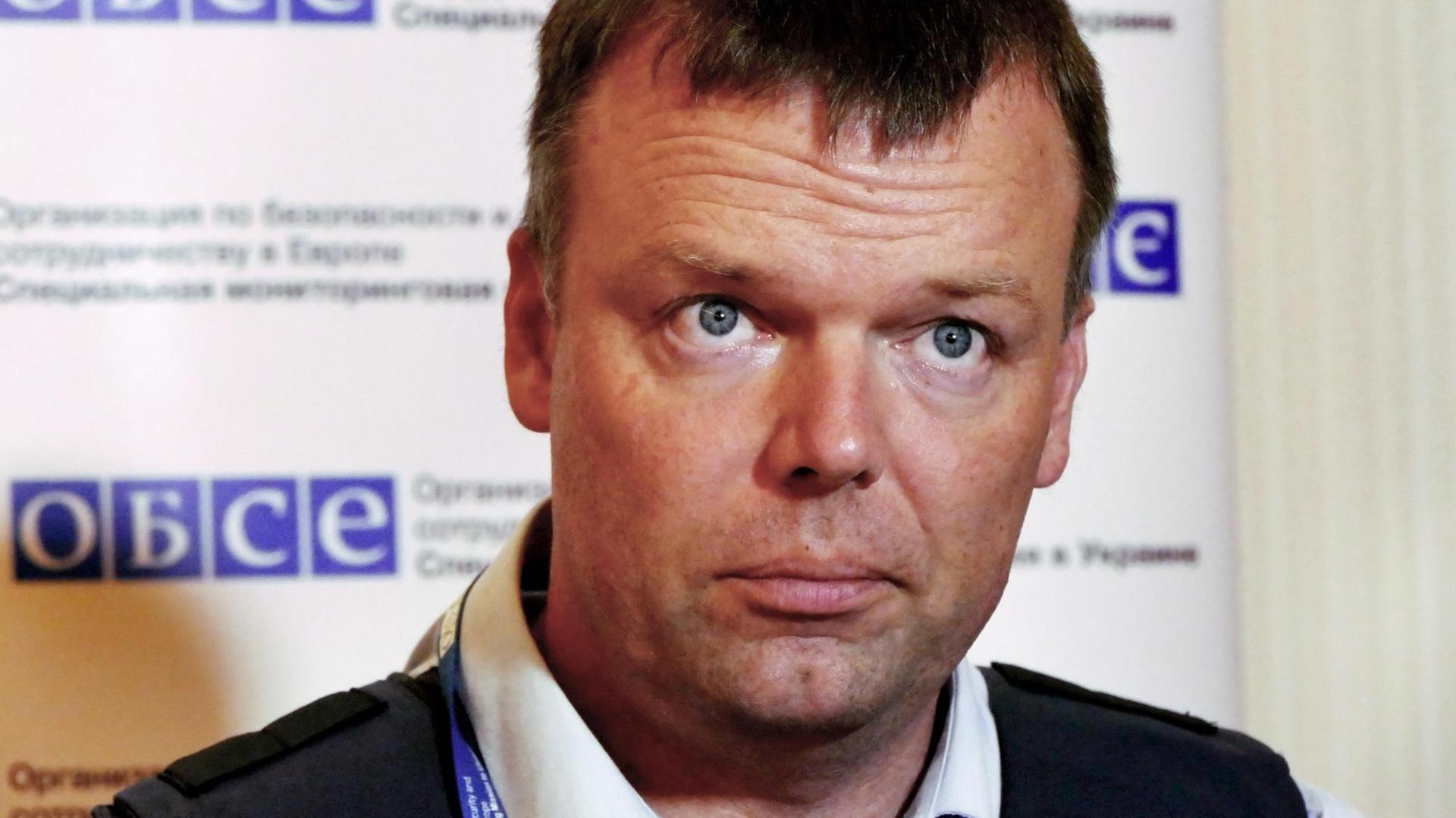 Alexander Hug, stellvertretender Leiter der OSZE-Mission in der Ukraine. Alexander Hug, stellvertretender Leiter der OSZE-Mission in der Ukraine.
