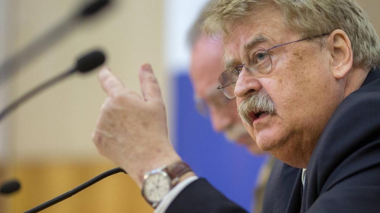 Der Europa-Abgeordnete Elmar Brok während einer Tagung zum Thema Europa in Tutzing