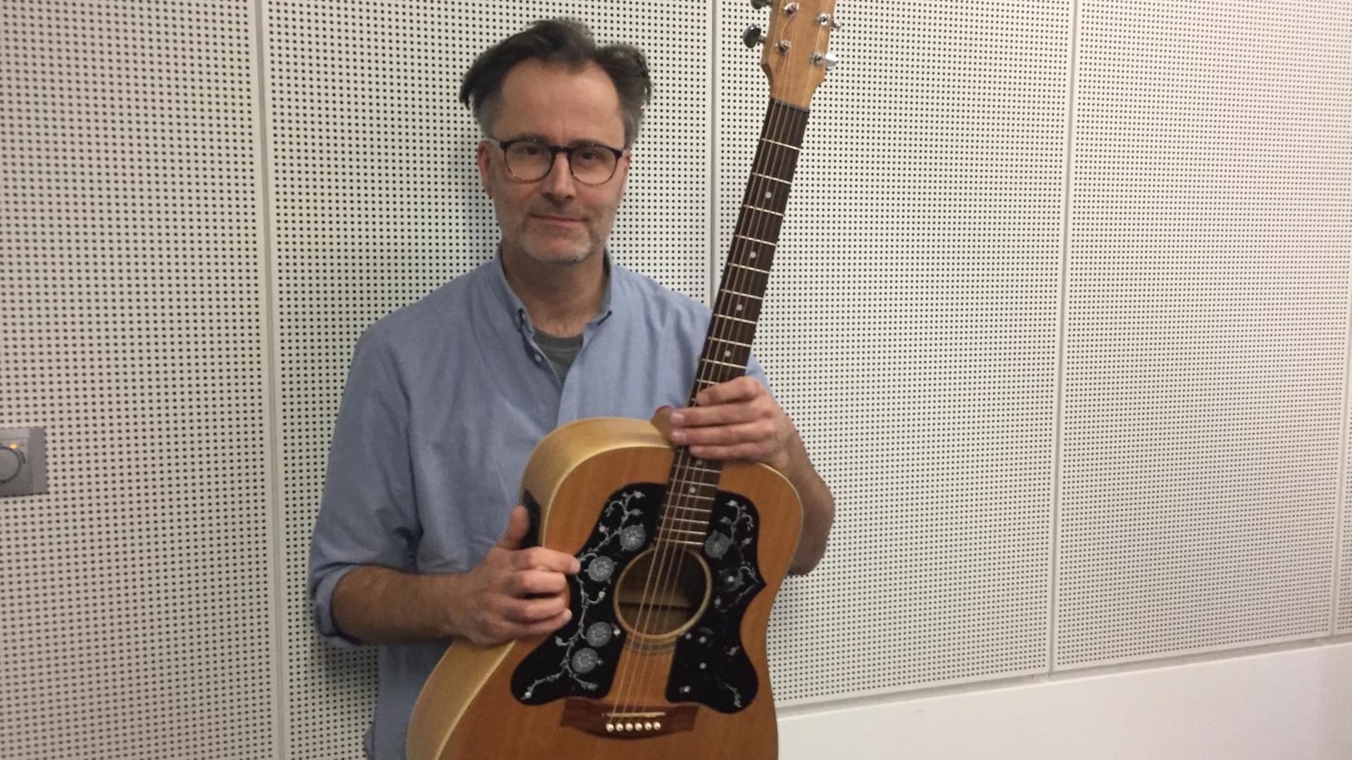 Dirk Darmstaedter im DLF-Studio Dirk Darmstaedter im DLF-Studio
