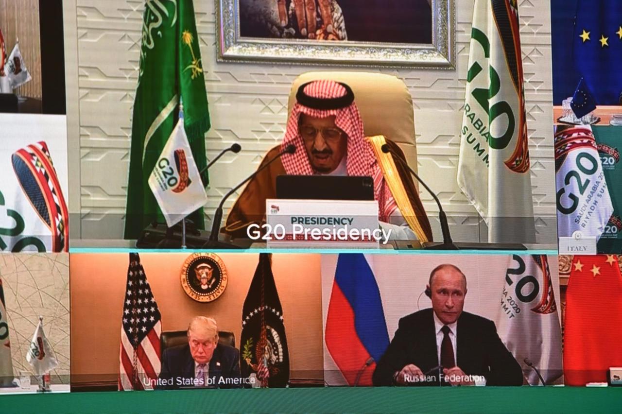 Saudi-Arabiens König Salman eröffnet den G20-Gipfel als Gastgeber per Videoschalte. Saudi-Arabiens König Salman eröffnet den G20-Gipfel als Gastgeber per Videoschalte.
