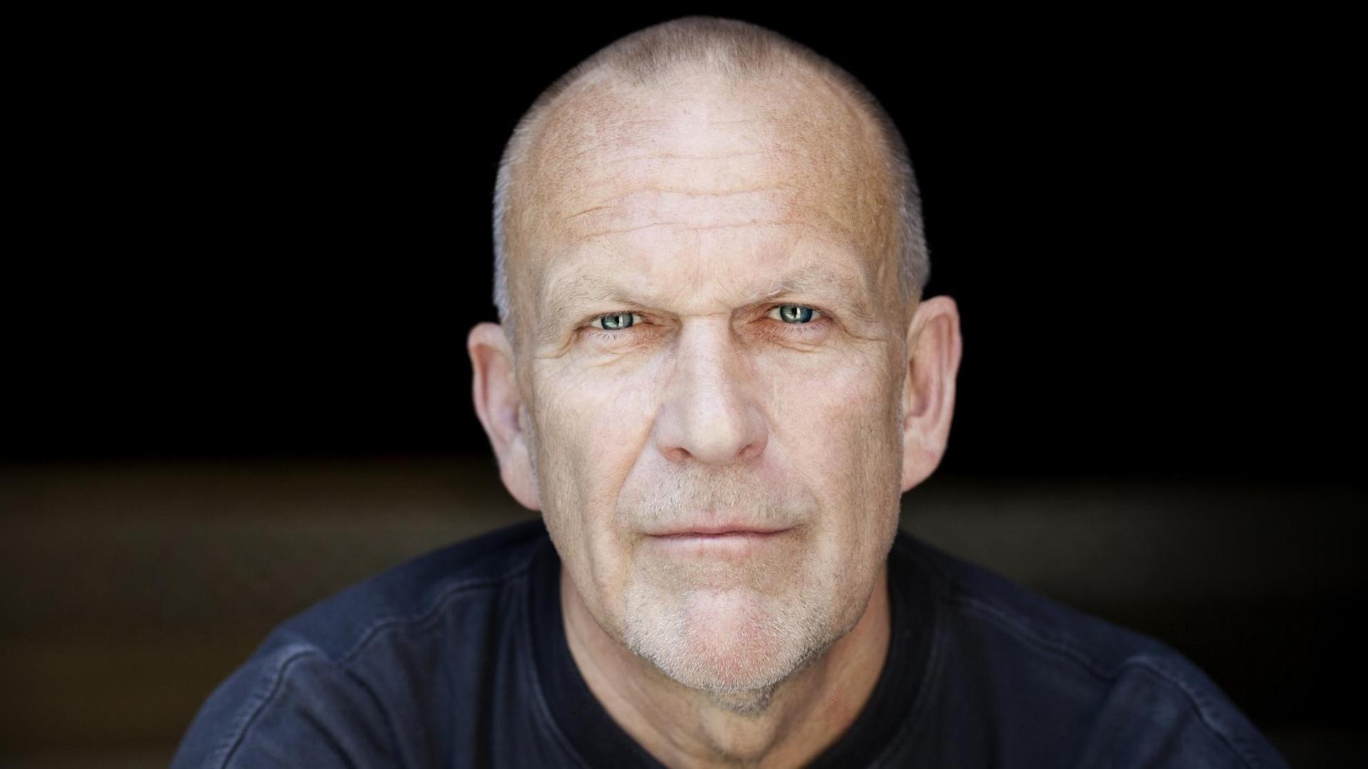 Porträt des Komponisten Peter Michael Hamel Porträt des Komponisten Peter Michael Hamel