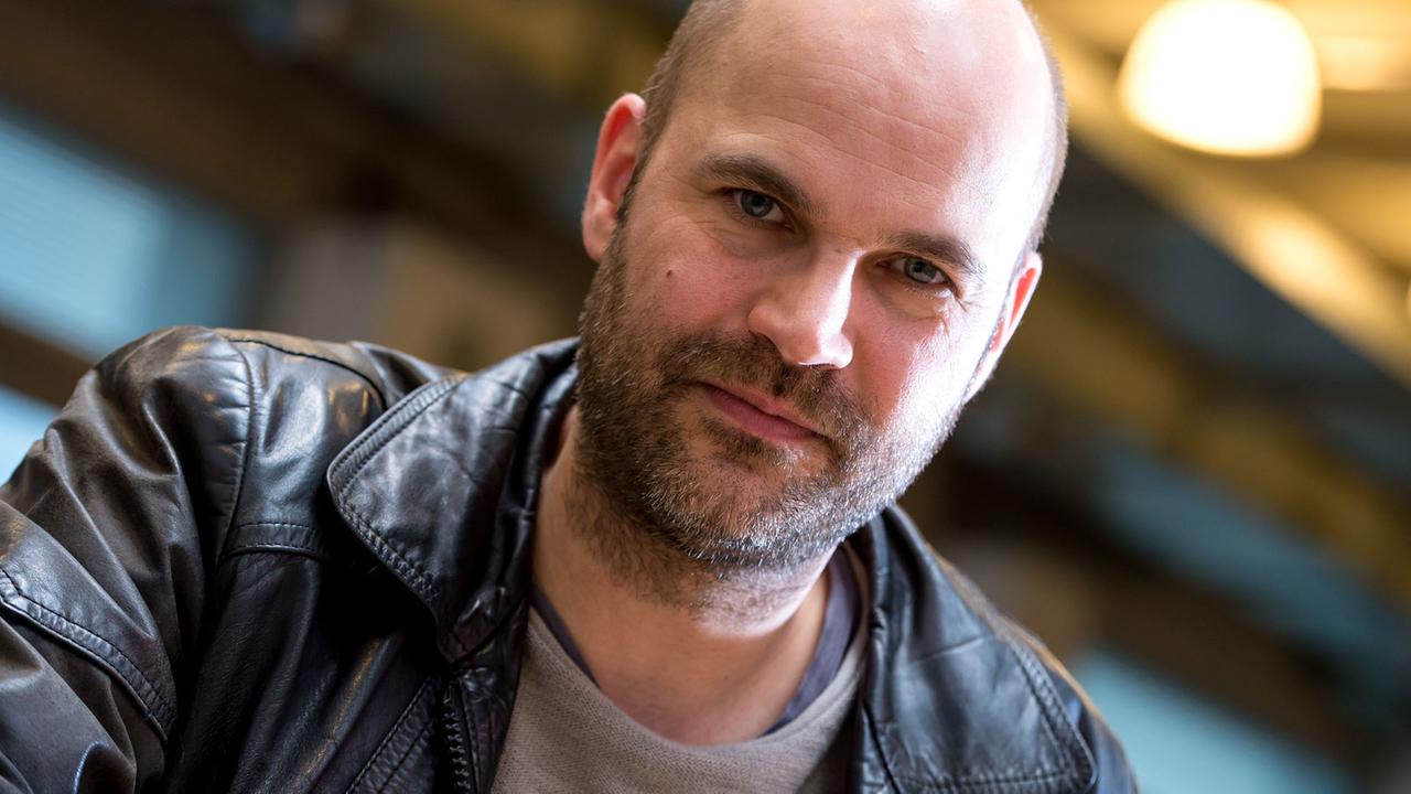 Der Theaterregisseur Nicolas Stemann 2016 in den Münchner Kammerspielen Der Theaterregisseur Nicolas Stemann 2016 in den Münchner Kammerspielen