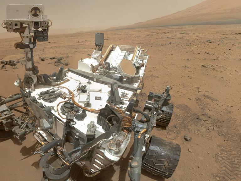 Der Rover Curiosity sucht auf dem Mars nach Wasser