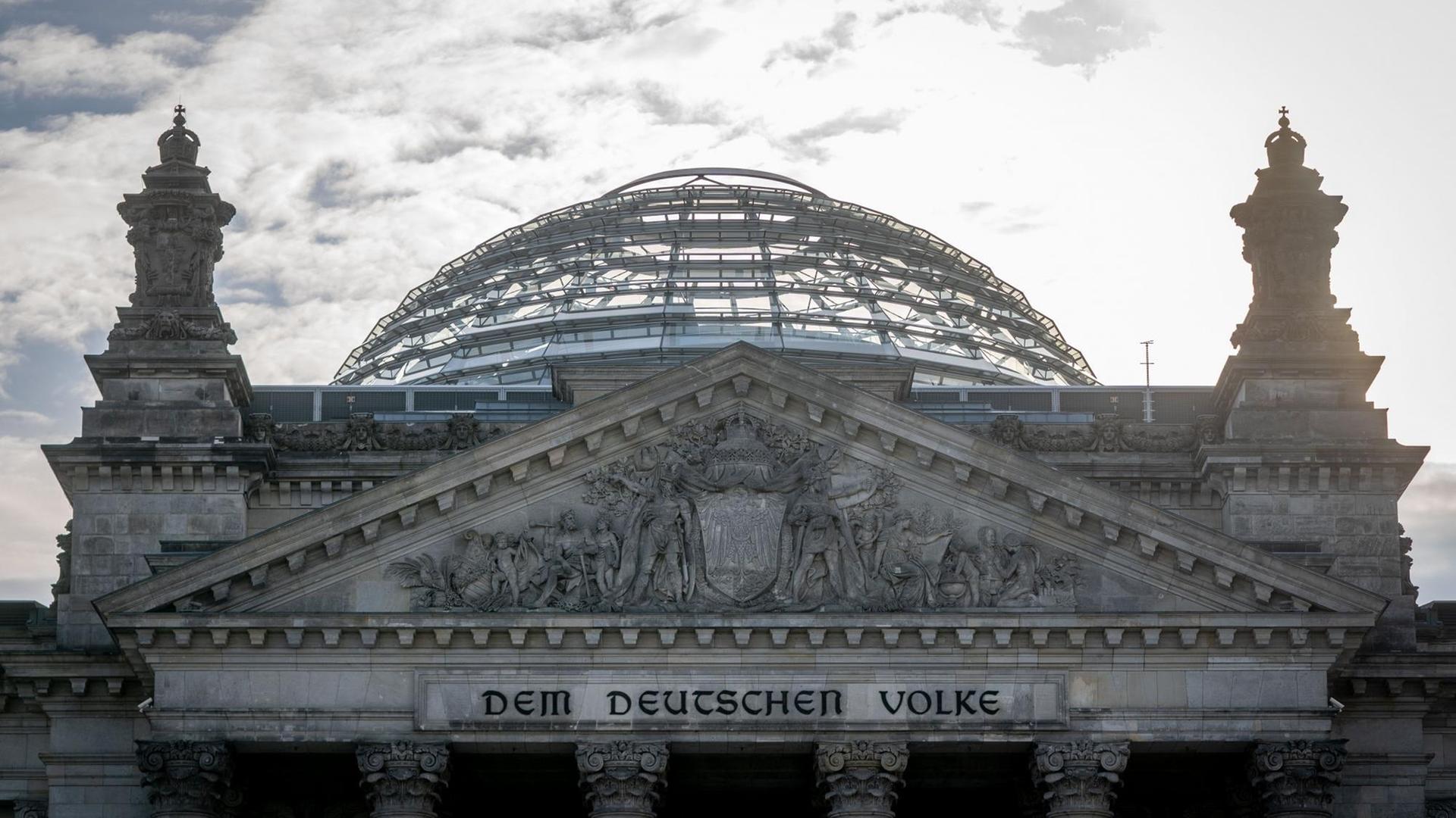 Medienbericht - Neuer Cyber-Angriff auf Bundestag