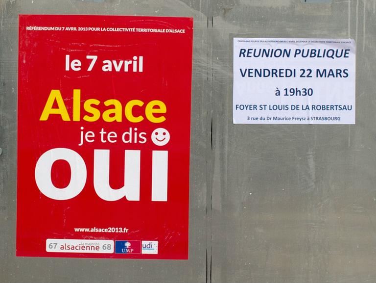 Das Elsass stimmt über eine Fusion seiner Departements mit der Region ab: Wahlplakat der Fusionbefürworte Das Elsass stimmt über eine Fusion seiner Departements mit der Region ab: Wahlplakat der Fusionbefürworte