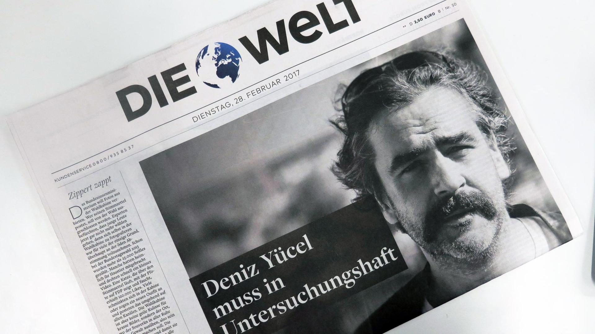 "Welt"-Titel nach der Gerichtsentscheidung zum Fall Deniz Yücel: Der "Welt"-Korrespondent muss in der Türkei in Untersuchungshaft. "Welt"-Titel nach der Gerichtsentscheidung zum Fall Deniz Yücel: Der "Welt"-Korrespondent muss in der Türkei in Untersuchungshaft.