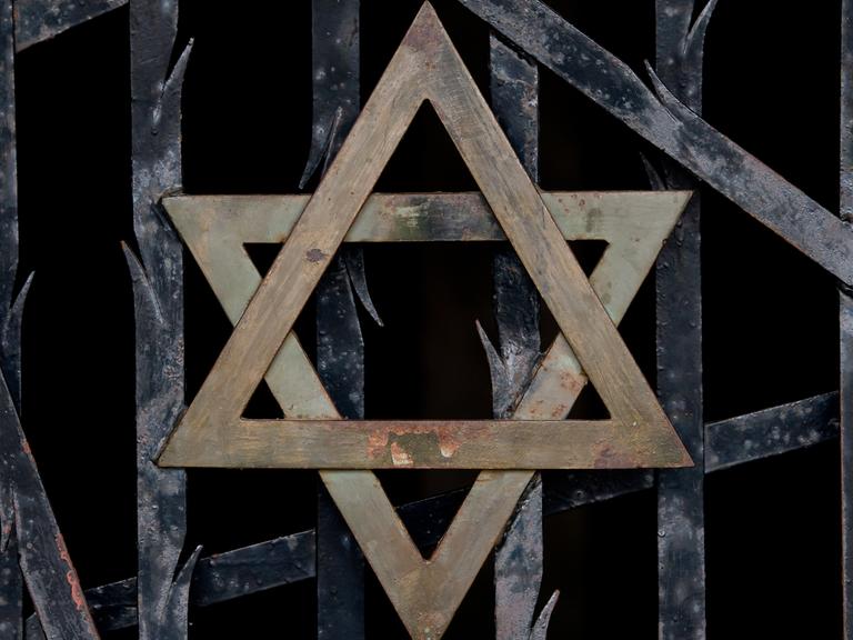 Davidstern in der jüdischen Gedenkstätte auf dem Gelände des KZ Dachau