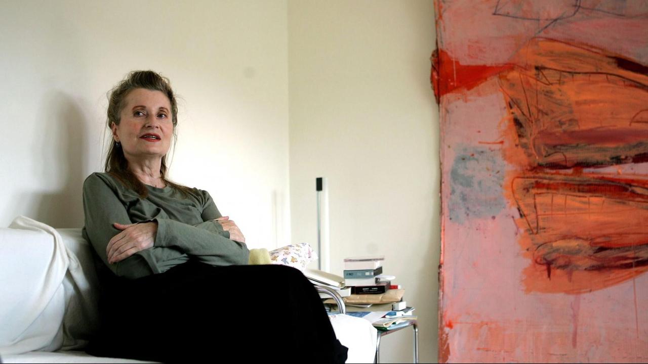 Die Autorin des Stücks, Elfriede Jelinek Die Autorin des Stücks, Elfriede Jelinek