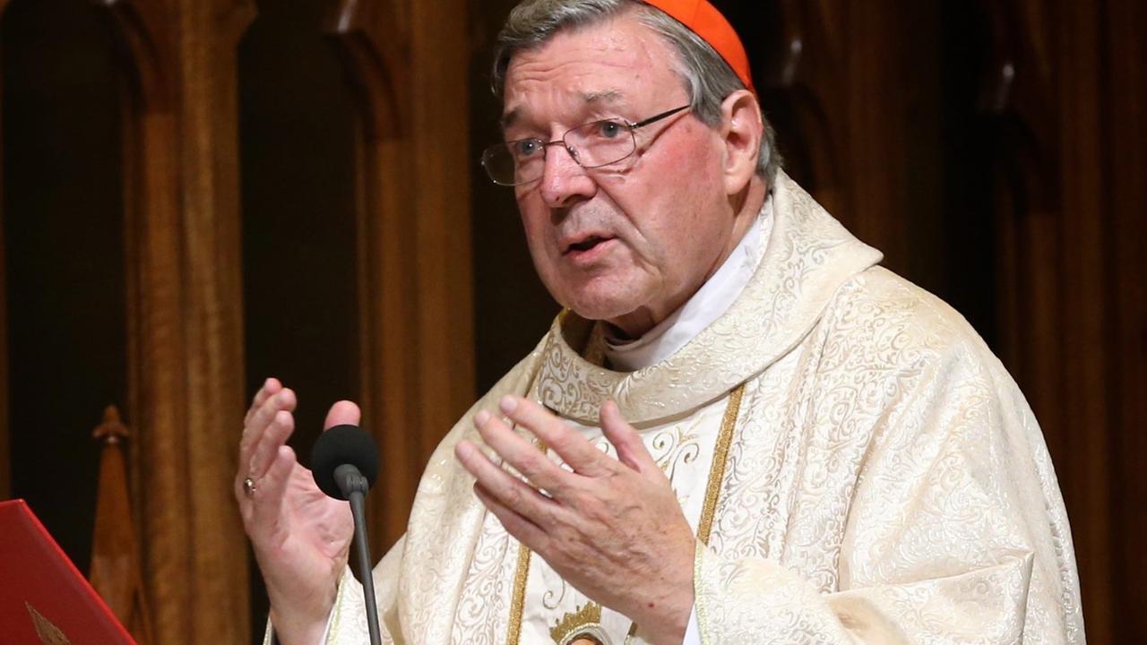 Der australische Kurienkardinal George Pell bei einer Thanksgiving-Messe in Sydney. Der australische Kurienkardinal George Pell bei einer Thanksgiving-Messe in Sydney.