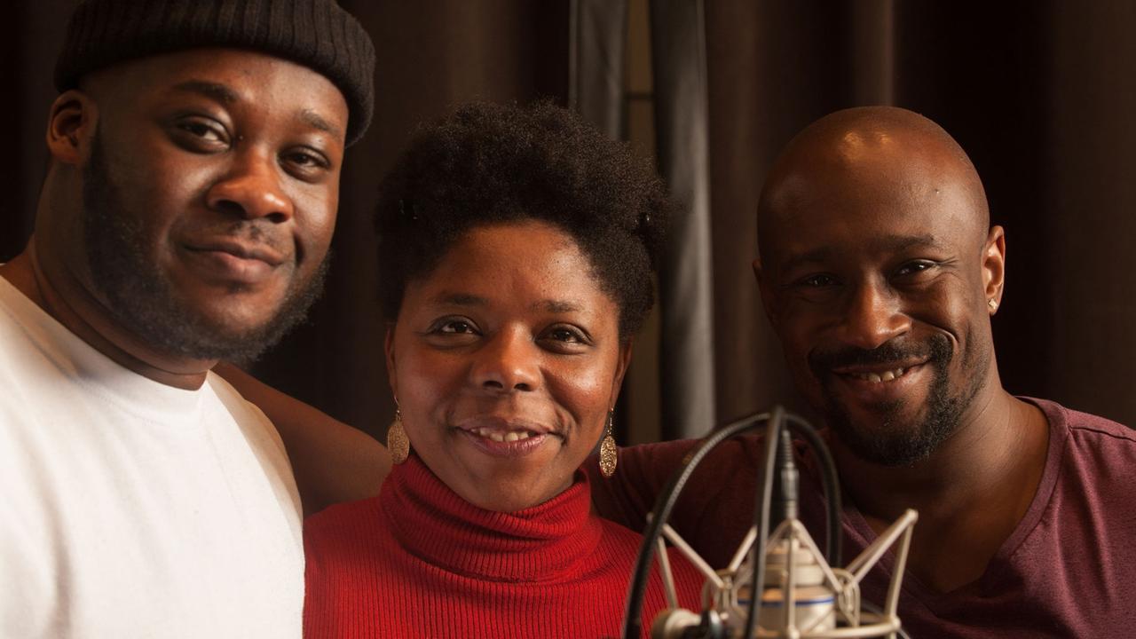Prince Kuhlmann, Dela Dabulamanzi und Jerry Kwarteng (v.lks.) Prince Kuhlmann, Dela Dabulamanzi und Jerry Kwarteng (v.lks.)