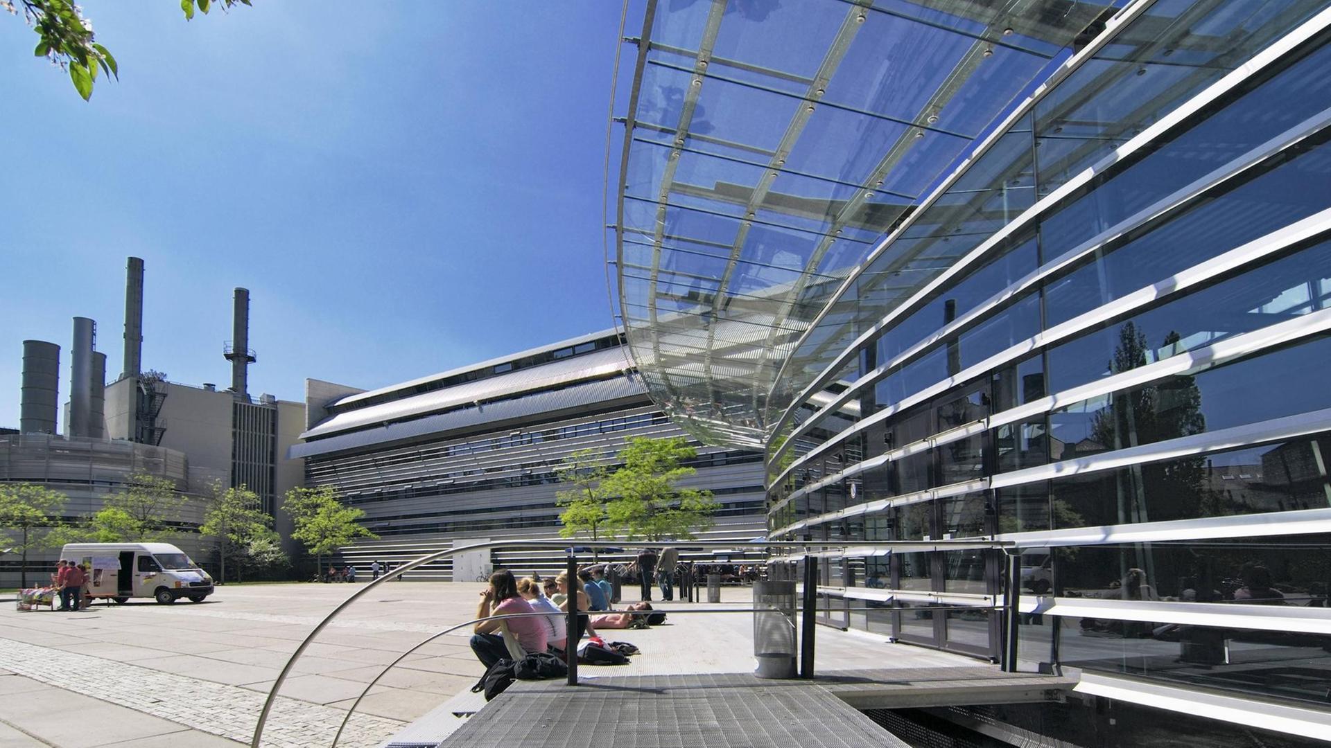 Blick auf die Technische Universität in München Blick auf die Technische Universität in München